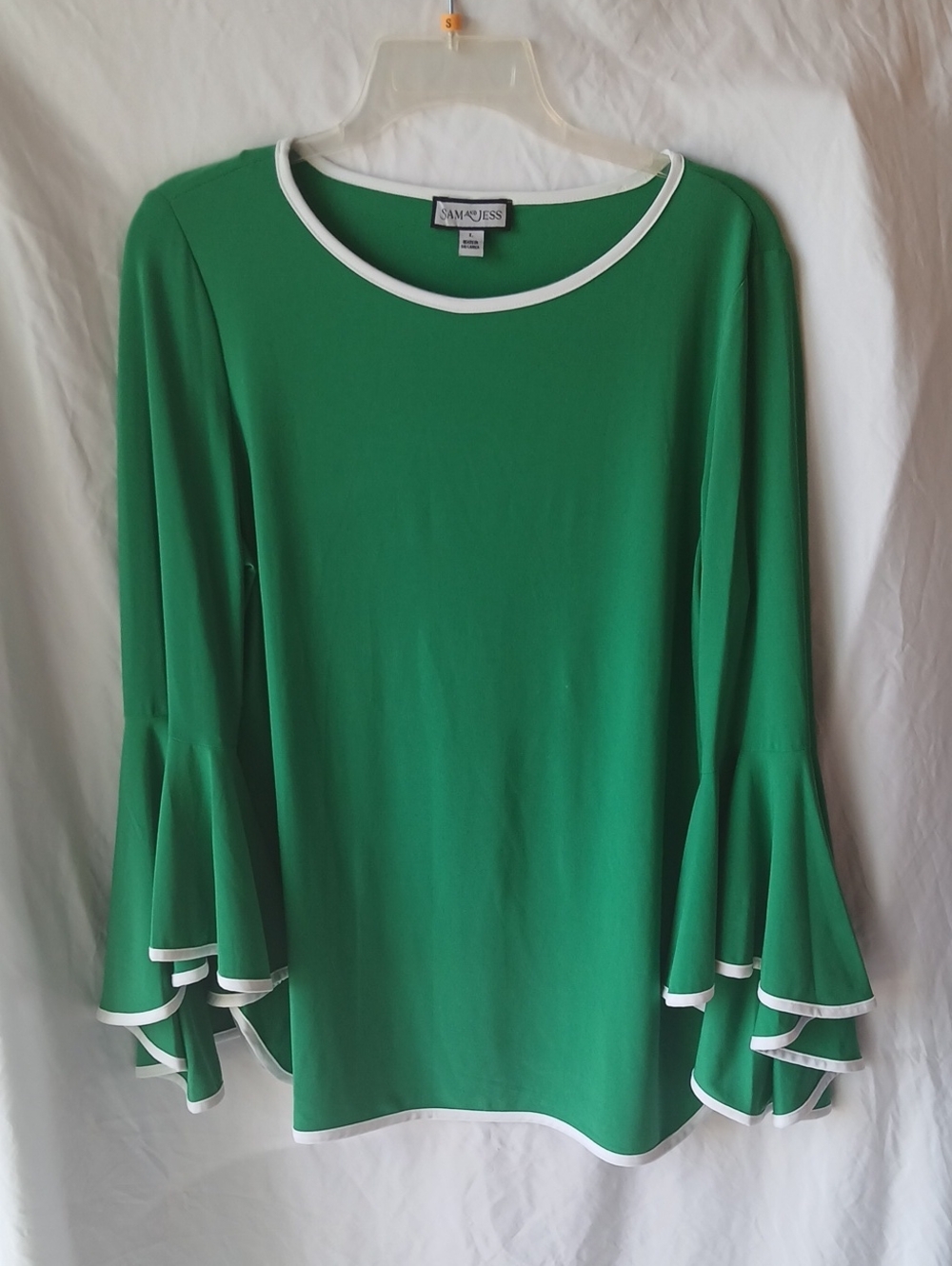 Green Bell Sleeve Contrast-Trim Long Sleeve Top